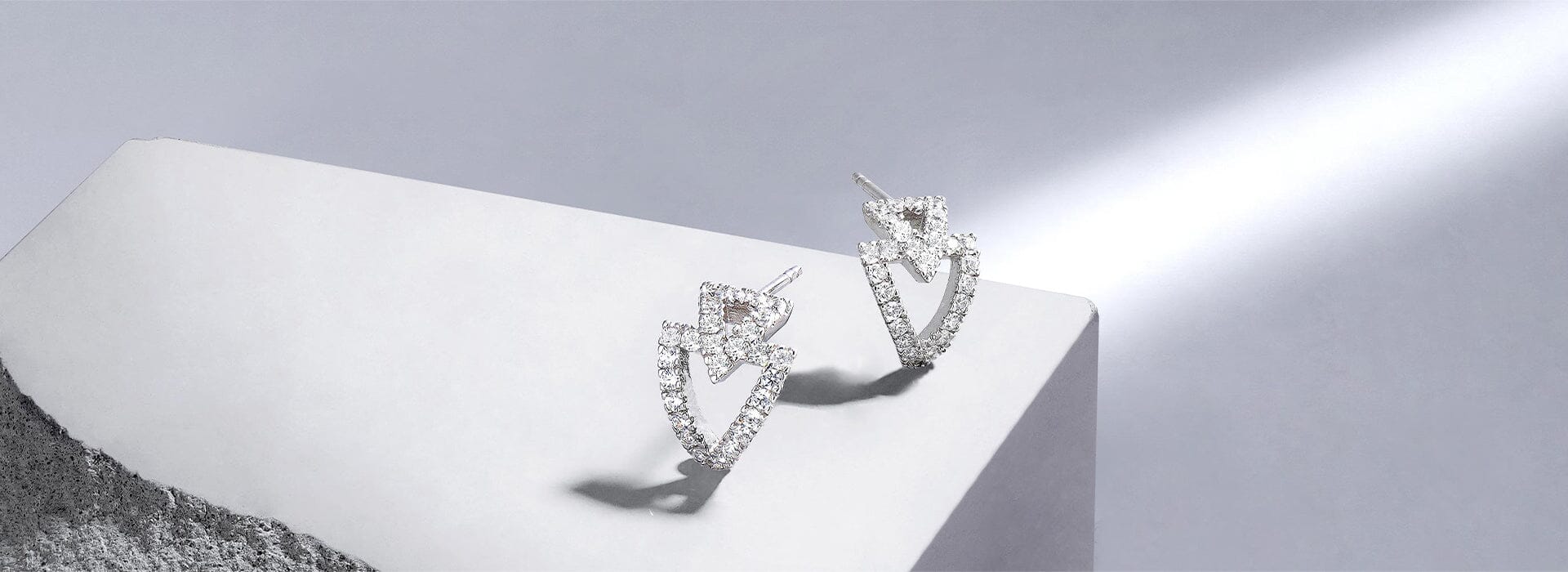 Women's Earrings & Ear Studs