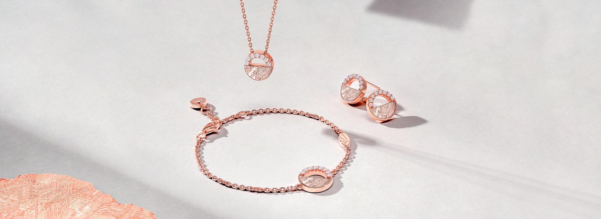 Women's Premium Picks