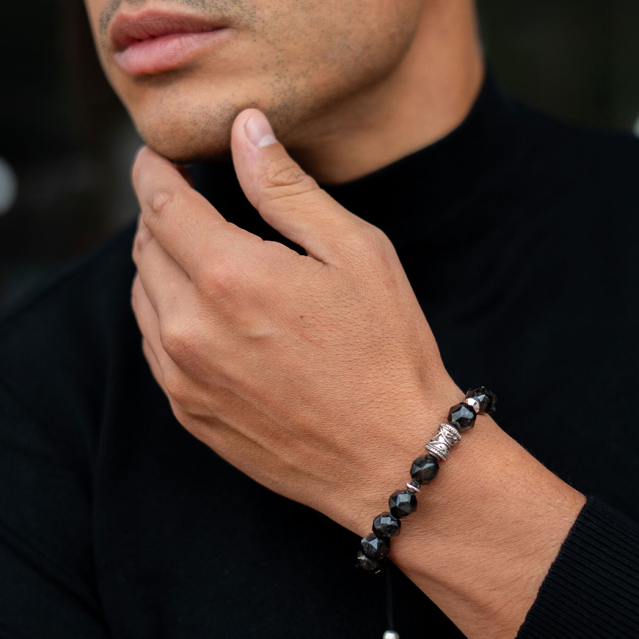 Wealth Rune-Engraved Nuummite Macrame Bracelet Bracelets AWNL