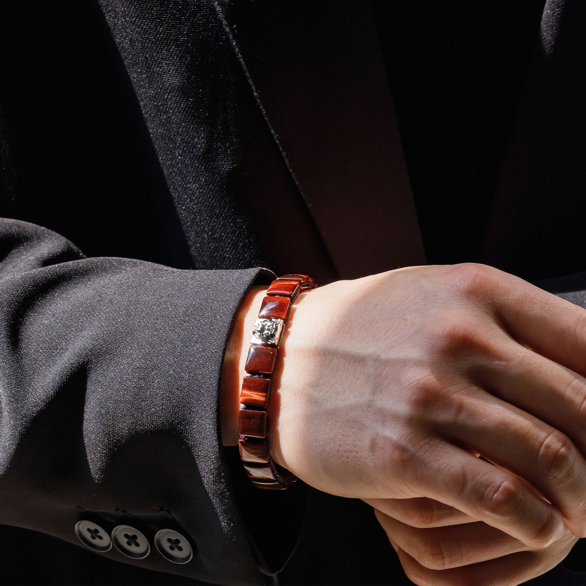 Tiger Head Mag-lock Bracelet Red Tiger Eye